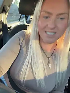 Charleigh xx online show from September 2025 05:45:01 PM