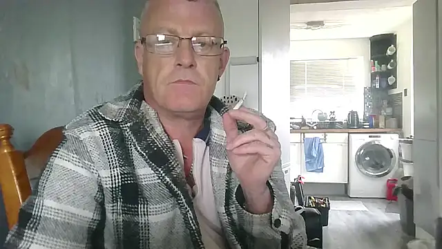 hefin18 online show from February 2025 01:27:01 PM