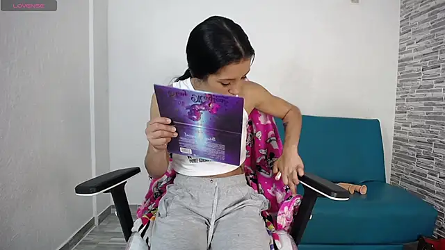 Kony Lan online show from February 2026 12:42:01 PM