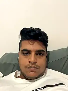 Noam7080z online show from October 2025 03:54:01 PM