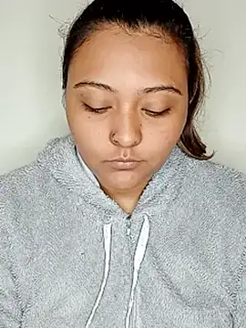 Snapshot of ALANA_150 chatting on September 2025 02:40:01 PM ALANA 150 online show from September 2025 02:40:01 PM