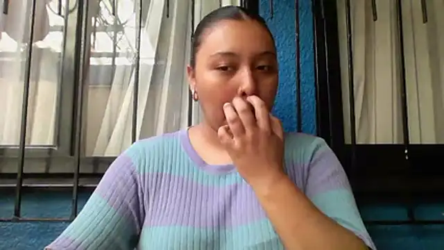 Snapshot of ALANA_150 chatting on November 2025 01:40:01 PM ALANA 150 online show from November 2025 01:40:01 PM