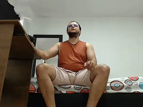 cloudsxxx online show from June 2026 01:09:02 PM