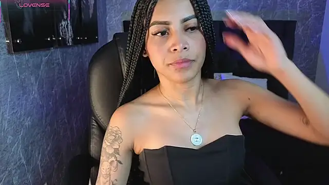 eileen  hills online show from December 2025 08:14:01 PM