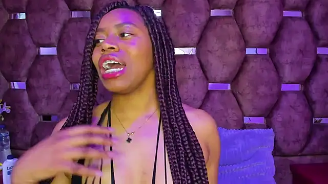 Thiana Taylor online show from December 2025 07:42:02 PM