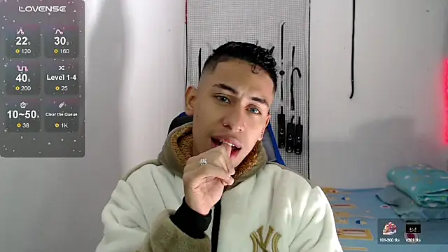 Snapshot of dylan_apol0 chatting on September 2025 03:18:02 AM dylan apol0 online show from September 2025 03:18:02 AM