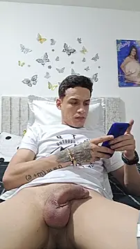 Snapshot of Ethanho0t chatting on November 2025 12:24:02 AM Ethanho0t online show from November 2025 12:24:02 AM