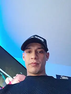 Snapshot of Ethanho0t chatting on November 2025 01:44:02 PM Ethanho0t online show from November 2025 01:44:02 PM