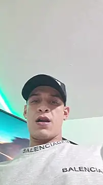 Snapshot of Ethanho0t chatting on December 2025 09:51:02 AM Ethanho0t online show from December 2025 09:51:02 AM