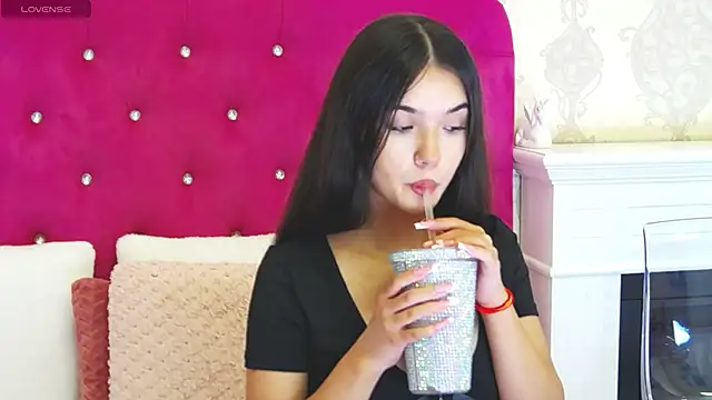 AlexisDevine online show from September 2025 04:23:01 AM