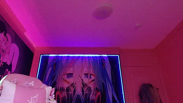 Snapshot of MilkMeSoftly chatting on October 2025 08:15:02 AM MilkMeSoftly online show from October 2025 08:15:02 AM