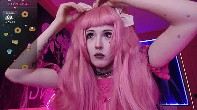 Snapshot of MilkMeSoftly chatting on October 2025 08:17:01 AM MilkMeSoftly online show from October 2025 08:17:01 AM