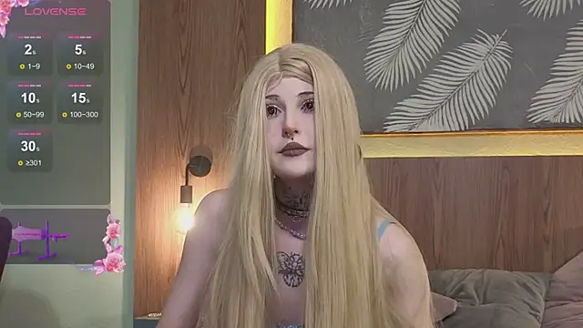 Snapshot of MilkMeSoftly chatting on October 2025 08:27:02 AM MilkMeSoftly online show from October 2025 08:27:02 AM