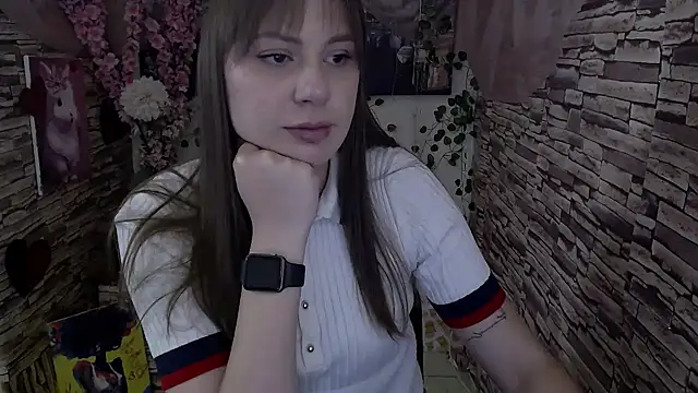 Amanda Bright  online show from October 2025 06:45:01 AM