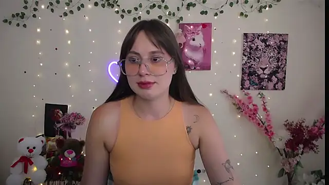 Amanda Bright  online show from July 2026 09:39:01 AM