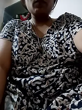 Snapshot of Trisha_71 chatting on June 2026 05:57:02 PM Trisha 71 online show from June 2026 05:57:02 PM