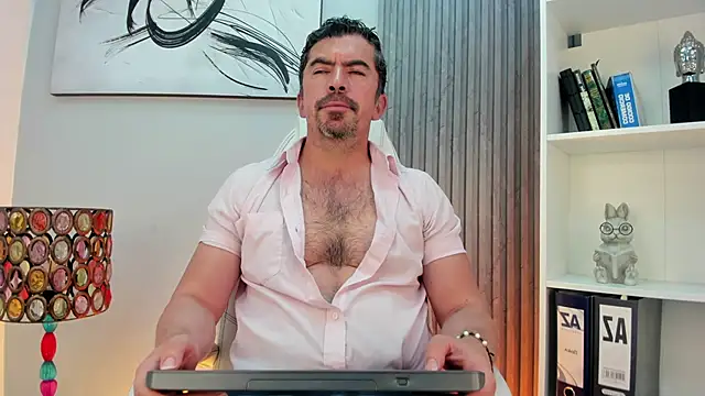 Snapshot of JuanKFit_45 chatting on July 2026 03:30:01 AM JuanKFit 45 online show from July 2026 03:30:01 AM