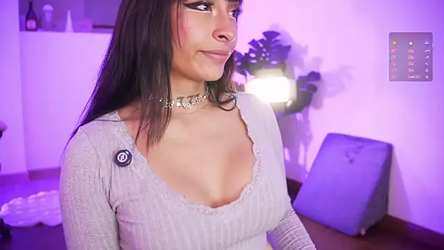 AnnieCouperr online show from March 2026 08:56:02 PM