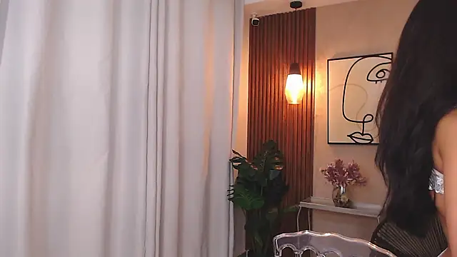 Lia Mar  online show from February 2026 06:23:01 PM