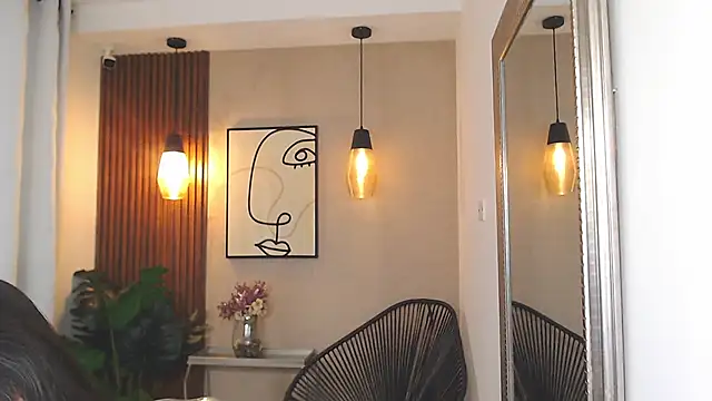 Lia Mar  online show from April 2026 06:02:01 PM