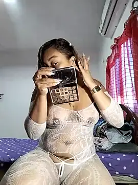 shanell saenz online show from April 2026 08:22:01 PM