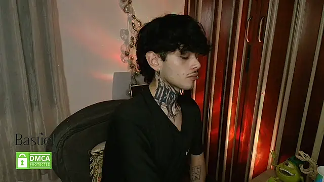 Snapshot of Mihail_leroy chatting on September 2025 12:55:01 AM Mihail leroy online show from September 2025 12:55:01 AM