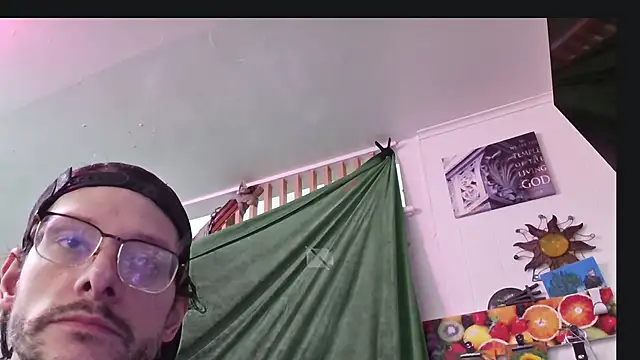 Snapshot of MasterDaddyCool chatting on October 2025 05:26:02 AM MasterDaddyCool online show from October 2025 05:26:02 AM