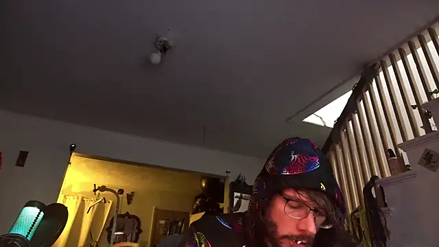 Snapshot of MasterDaddyCool chatting on December 2025 01:43:01 AM MasterDaddyCool online show from December 2025 01:43:01 AM