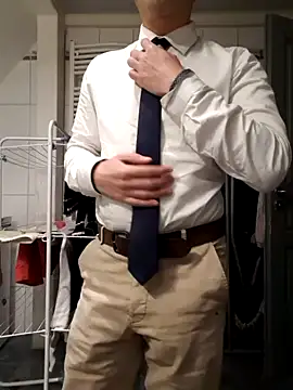 Snapshot of GentlemanMoney_ chatting on October 2025 04:42:02 PM GentlemanMoney online show from October 2025 04:42:02 PM