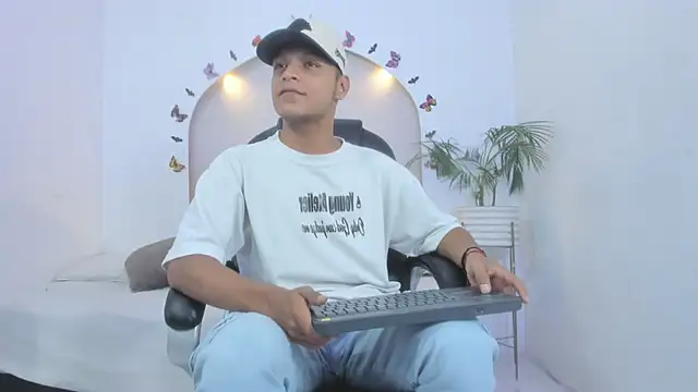 Ricky Owens1 online show from November 2025 08:51:01 PM