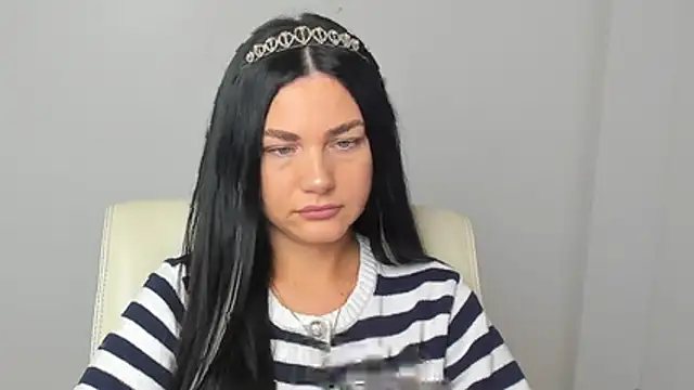 Lune Moon online show from November 2025 06:36:02 AM