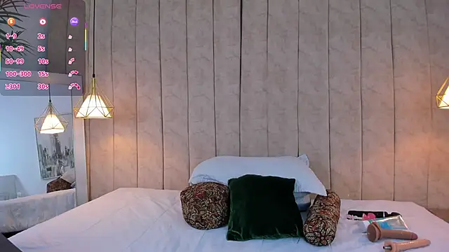 Snapshot of Anantaa_ chatting on September 2025 11:44:01 AM Anantaa online show from September 2025 11:44:01 AM