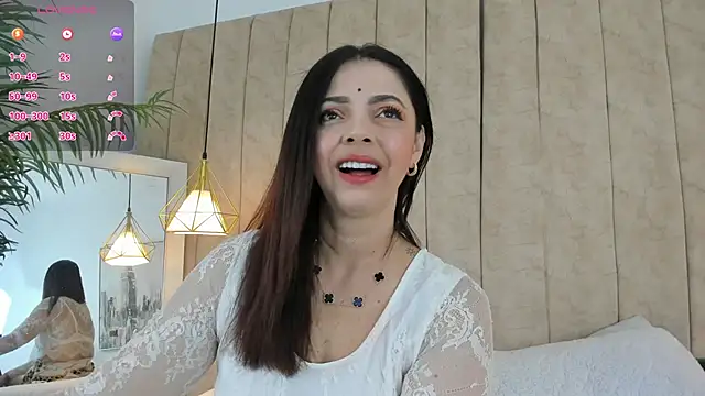 Snapshot of Anantaa_ chatting on October 2025 11:41:02 AM Anantaa online show from October 2025 11:41:02 AM