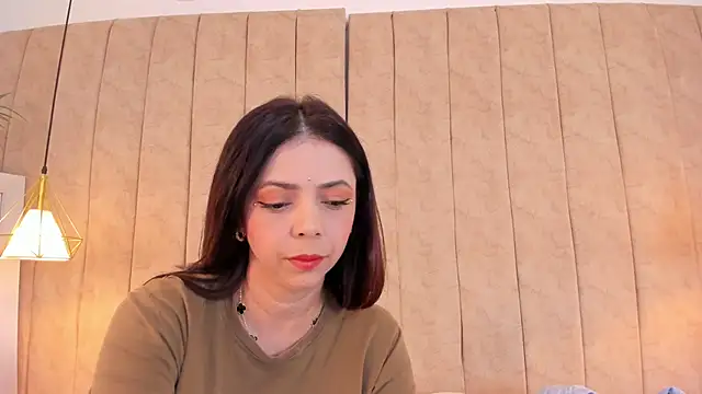 Snapshot of Anantaa_ chatting on October 2025 11:42:02 AM Anantaa online show from October 2025 11:42:02 AM