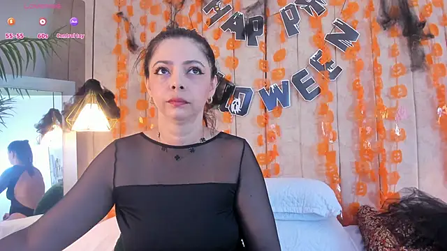 Snapshot of Anantaa_ chatting on October 2025 12:12:02 PM Anantaa online show from October 2025 12:12:02 PM