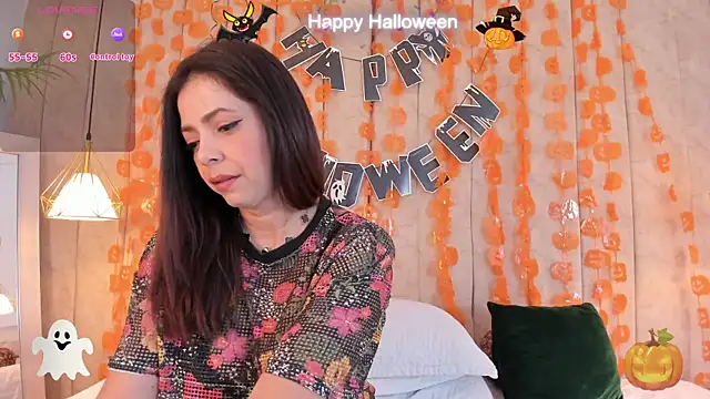 Snapshot of Anantaa_ chatting on October 2025 11:44:01 AM Anantaa online show from October 2025 11:44:01 AM