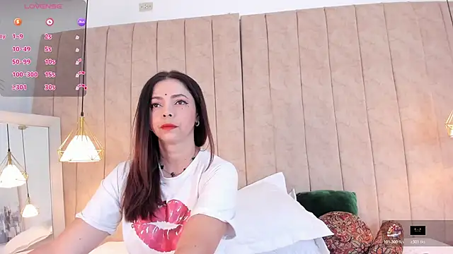 Snapshot of Anantaa_ chatting on November 2025 11:42:02 AM Anantaa online show from November 2025 11:42:02 AM