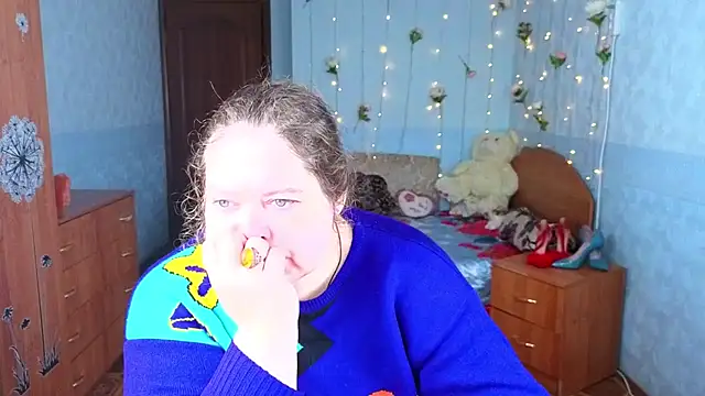 Audrey Aura online show from October 2025 05:11:02 AM