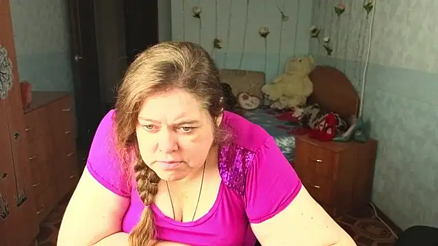 Audrey Aura online show from October 2025 05:10:01 AM