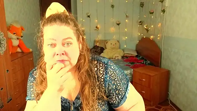 Audrey Aura online show from November 2025 05:12:03 AM