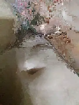 Snapshot of Golditoa chatting on December 2025 03:33:01 AM Golditoa online show from December 2025 03:33:01 AM