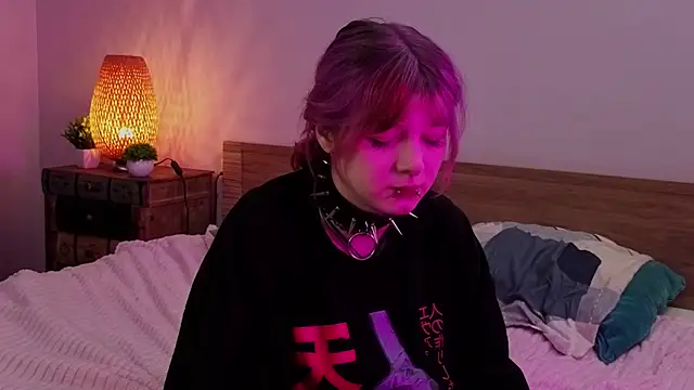 Snapshot of TaiteBeat chatting on September 2025 05:59:02 PM TaiteBeat online show from September 2025 05:59:02 PM