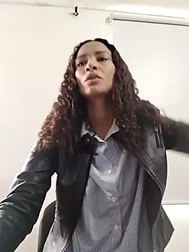 Snapshot of SofiaDelicia chatting on November 2025 02:41:01 PM SofiaDelicia online show from November 2025 02:41:01 PM