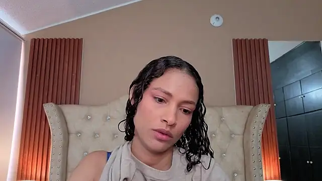 Snapshot of SofiaDelicia chatting on November 2025 04:33:01 PM SofiaDelicia online show from November 2025 04:33:01 PM