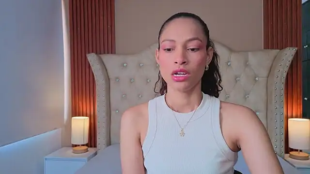 Snapshot of SofiaDelicia chatting on November 2025 04:31:02 PM SofiaDelicia online show from November 2025 04:31:02 PM