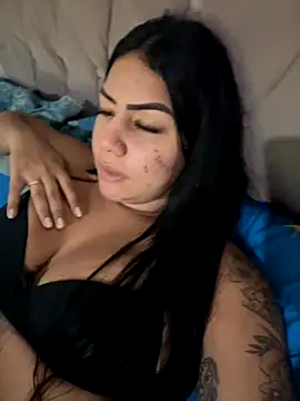 Snapshot of julianamascarada chatting on October 2025 12:15:02 PM julianamascarada online show from October 2025 12:15:02 PM