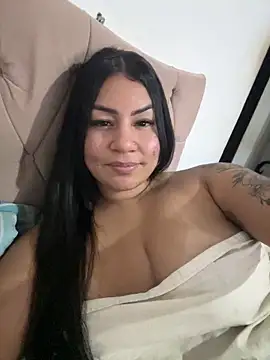 Snapshot of julianamascarada chatting on October 2025 02:15:01 AM julianamascarada online show from October 2025 02:15:01 AM