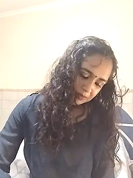 Snapshot of cute_indianxo chatting on February 2026 06:25:01 PM cute indianxo online show from February 2026 06:25:01 PM