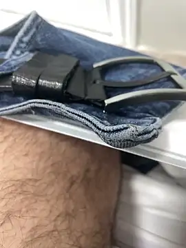 Heros2000 online show from November 2025 10:27:01 AM