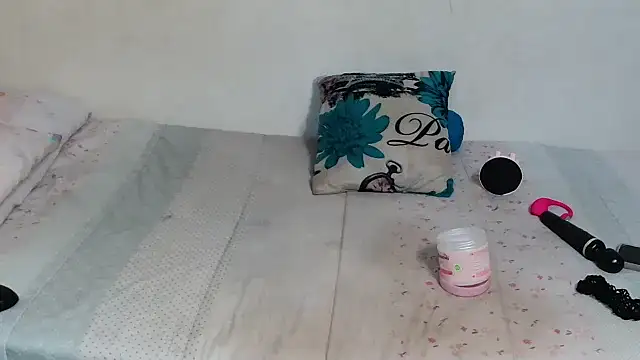 Snapshot of SinfullyForbiddeno7 chatting on October 2025 11:46:01 PM SinfullyForbiddeno7 online show from October 2025 11:46:01 PM